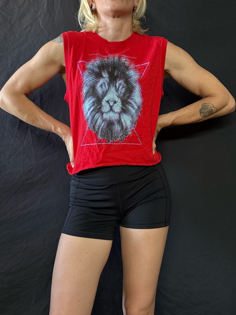 Red Lion Graphic Muscle Tee